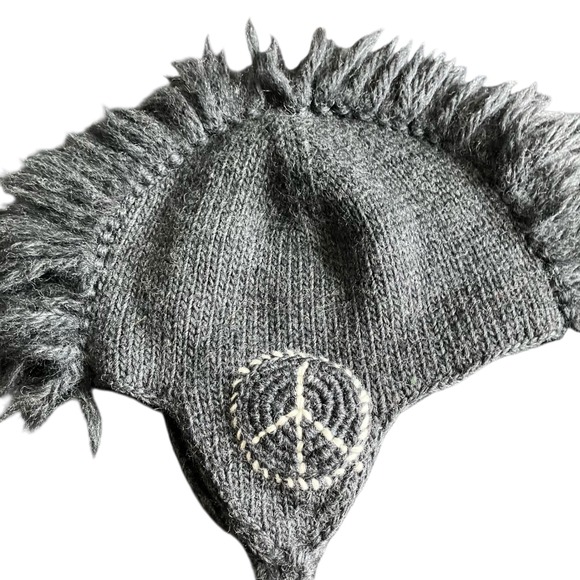 Nirvanna Designs Hand Knit Gray Peace‎ Sign Mohawk Hat